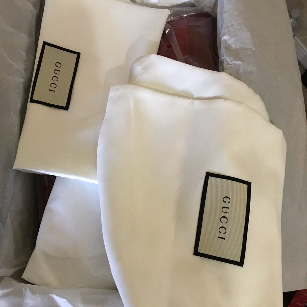 GUCCI - Picture 6 of 8